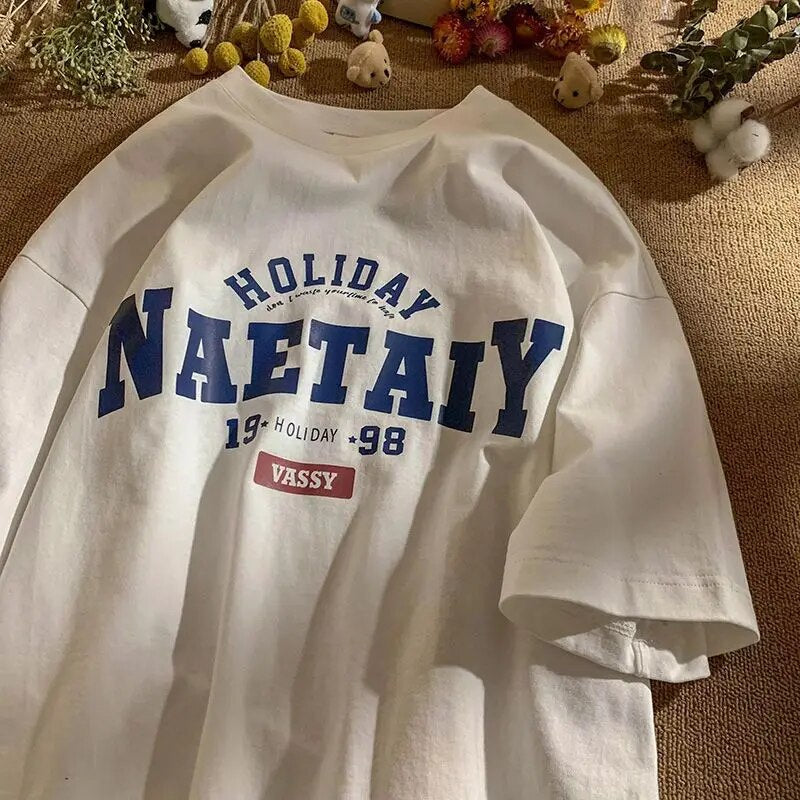 HOLIDAY T-SHIRT